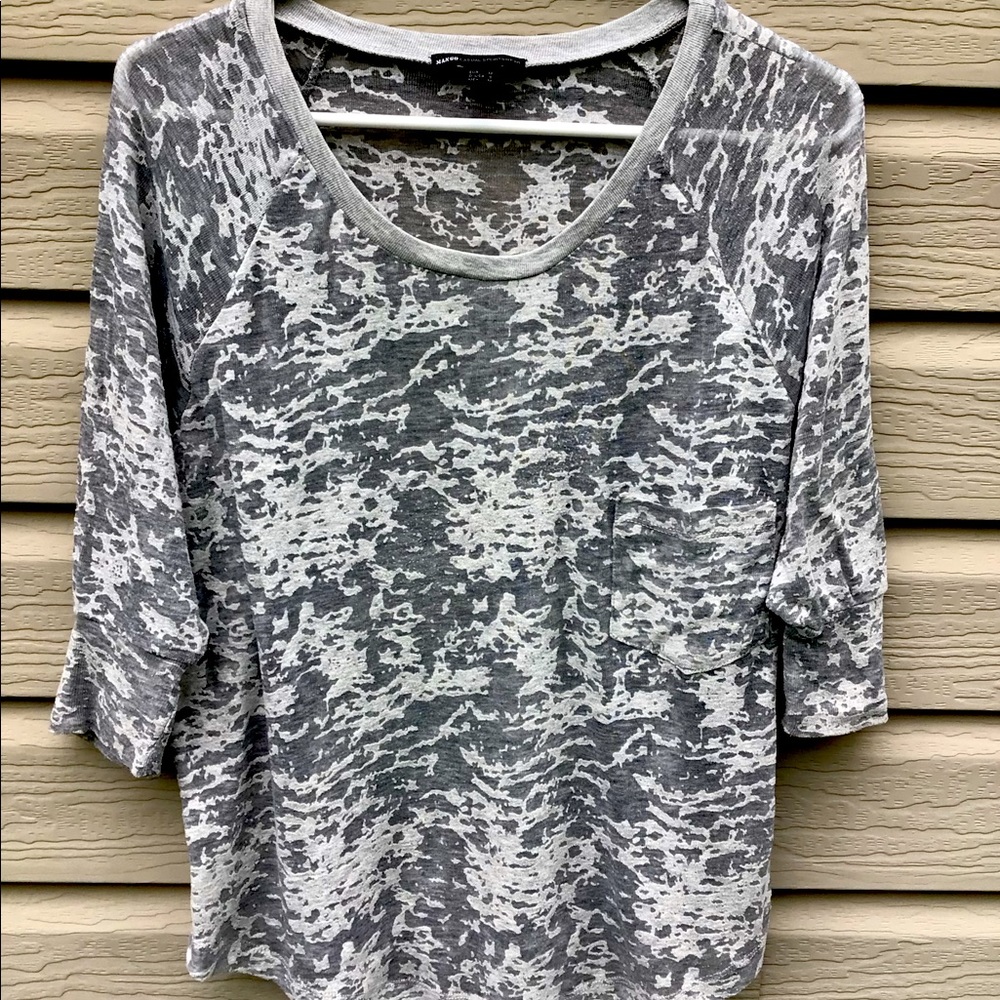 Women's Crop Top With Pocket